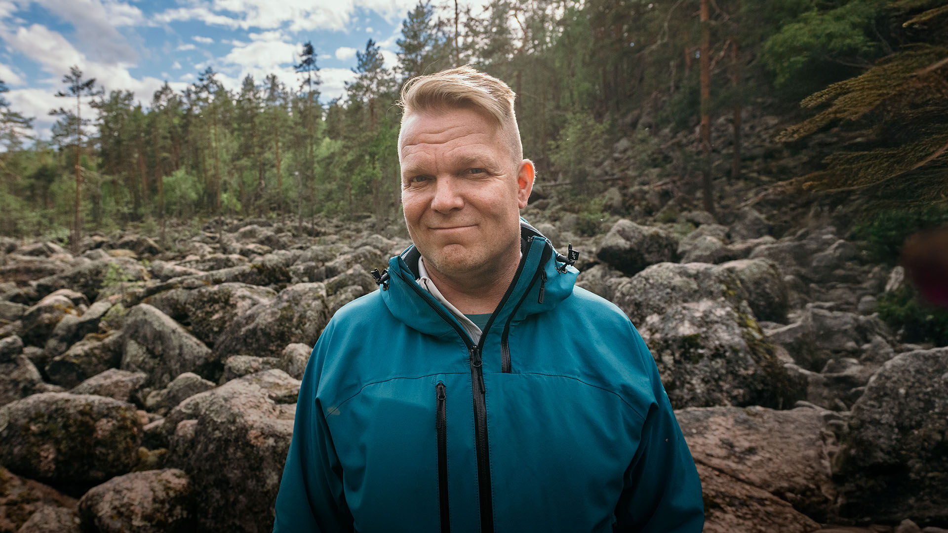 Linssileikkauksella eroon ikänäöstä